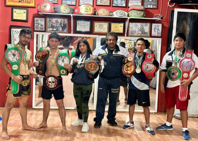 Celebra XV Años, la Escuela de Kick Boxing «Víctor Flores Morales»