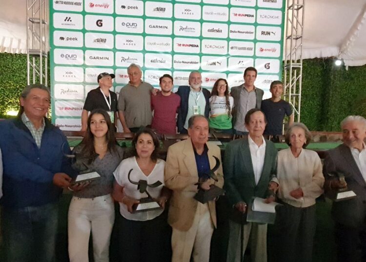 Tendrá Récord de Participantes la 42 Carrera del Día del Padre 21k; Será Homenaje a Quienes la Fundaron en 1981