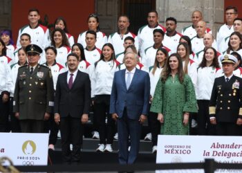 Abandera el Presidente AMLO, Delegación Mexicana Rumbo a Juegos Olímpicos París 2024