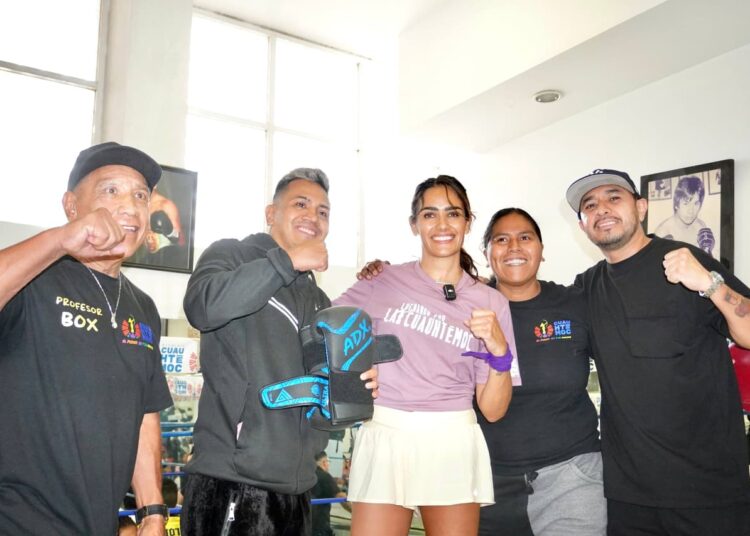 Ale Rojo de la Vega Entrega Cancha Owen, Rehabilitada en la Alcaldía Cuauhtémoc